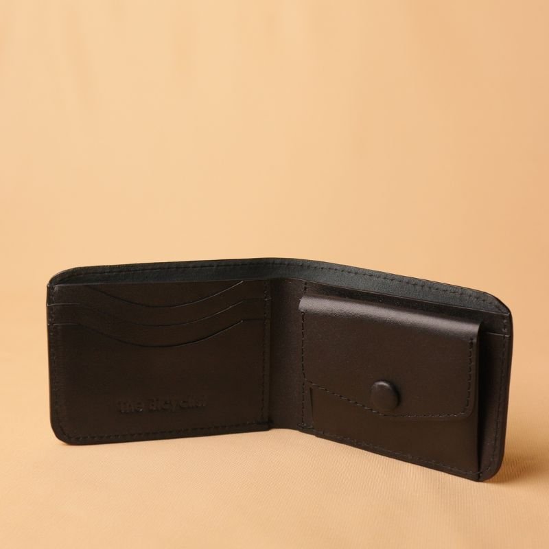Classic Black Bifold Leather Wallet with Coin Pocket for Men