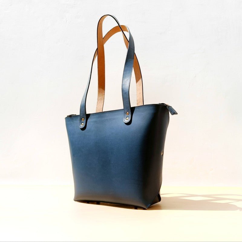 Tote Handbag in Deep Blue with Zipped Closure: Lilly