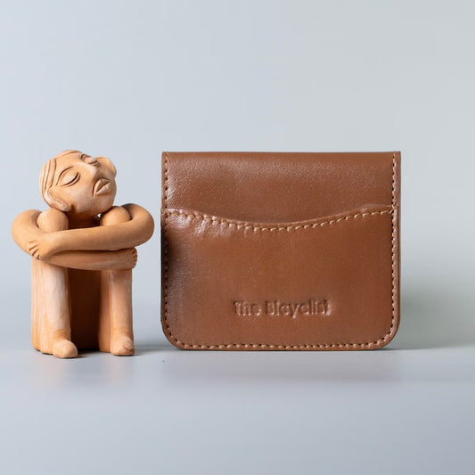 Slim Minimalist Bifold Card Wallet in Tan