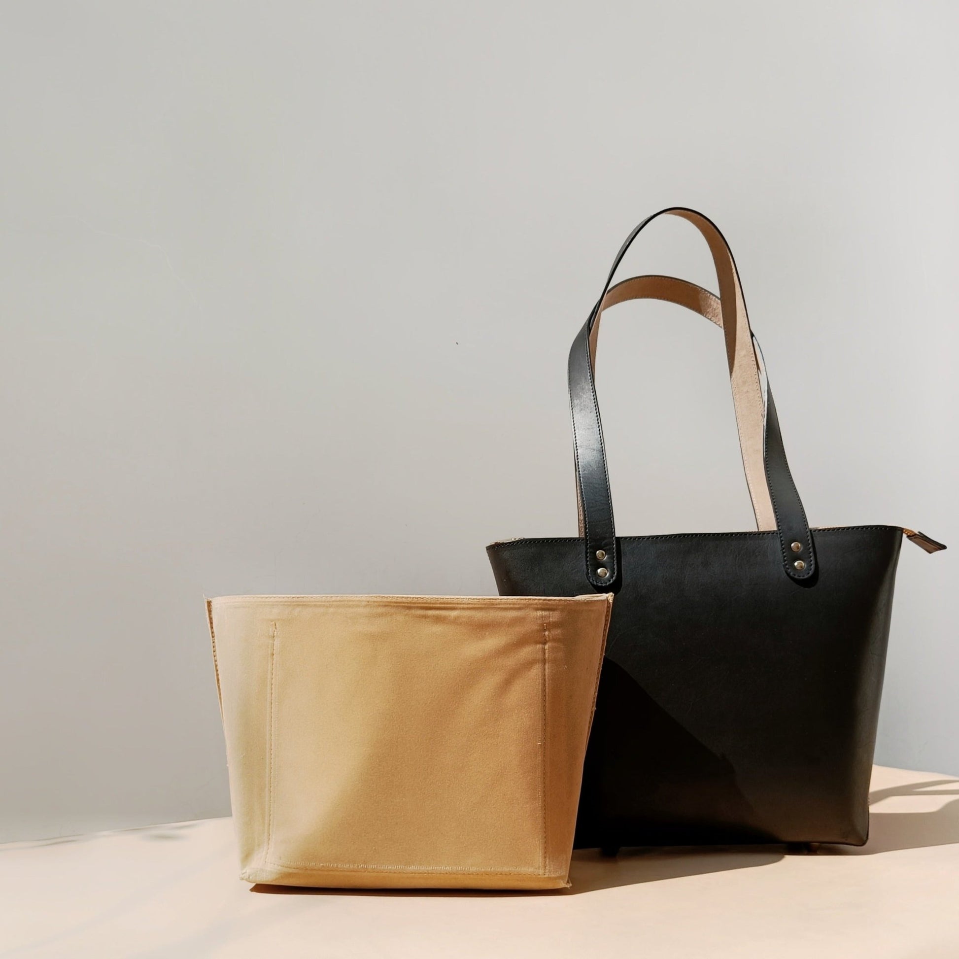Classic minimal Genuine handmade leather modern office laptop Tote Handbag with Zipper in Black for women: The Bicyclist