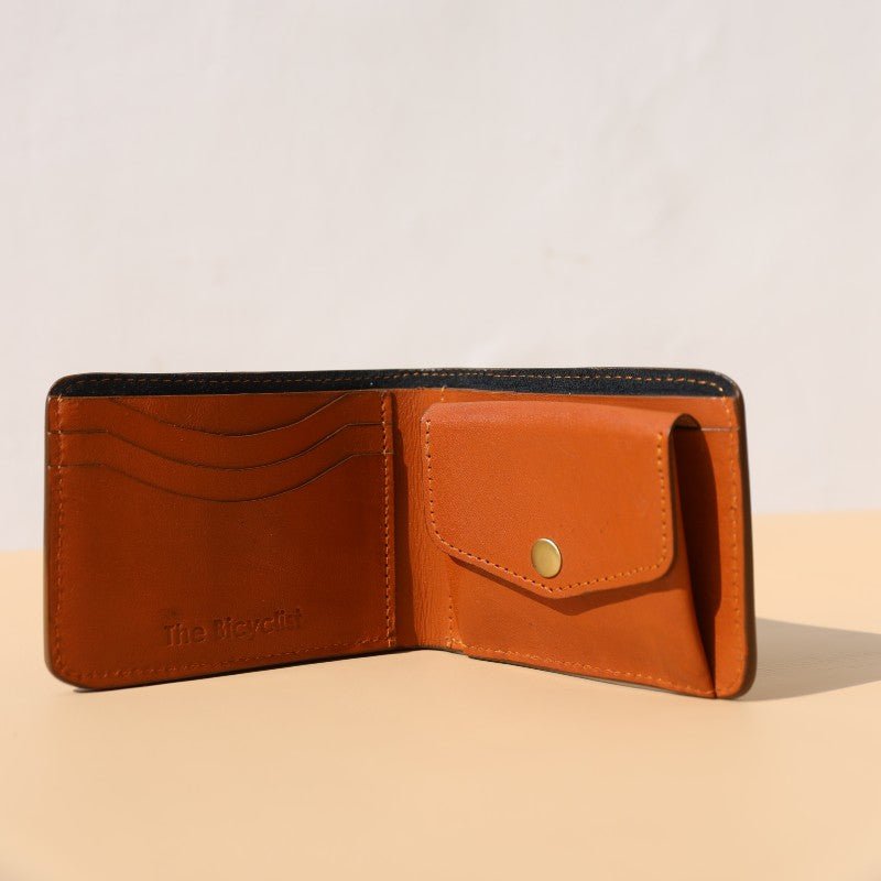 Leather Men's Wallet With Personalised Initials / Handmade Leather Bi-fold  Wallet With Coin Pocket / Origami Wallet Leather Change Pouch - Etsy |  Brieftasche aus leder, Handgefertigtes aus leder, Diy leder