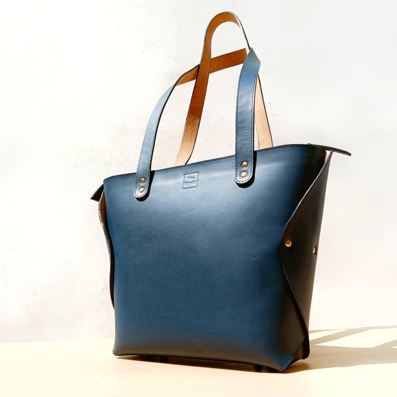 Luxury  genuine handmade Blue leather Womens office work tote customized handbag with zipper for ladies - The Bicyclist