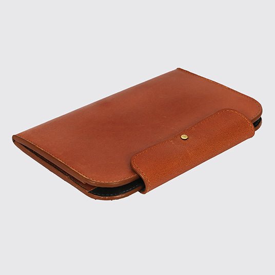 Travel Wallet: Lisa - Bicyclist: Handmade Leather Goods Leather Goods bicyclistshop