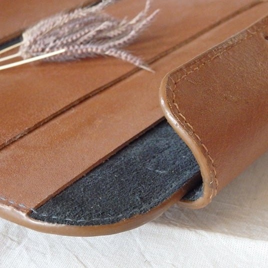 Travel Wallet: Lisa - Bicyclist: Handmade Leather Goods Leather Goods bicyclistshop